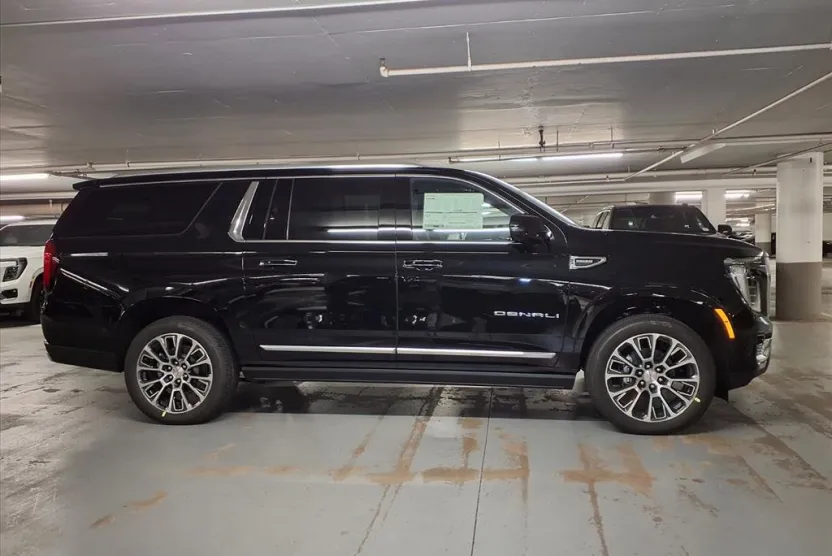 2026 Gmc Yukon XL Denali photo 1