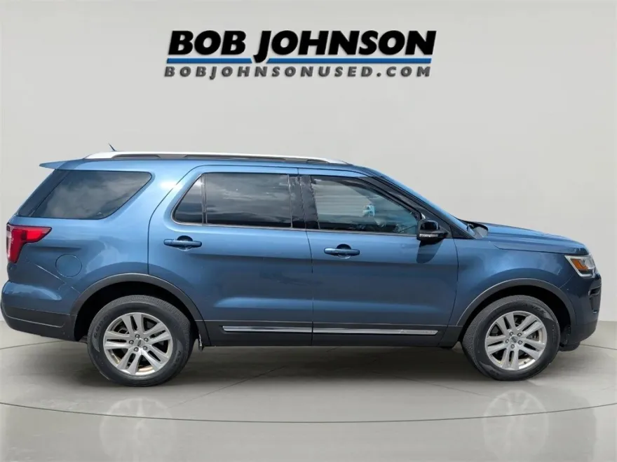 2018 Ford Explorer XLT photo 1