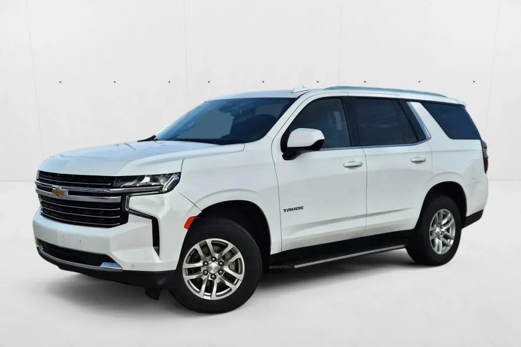 2023 Chevrolet Tahoe LT photo 1