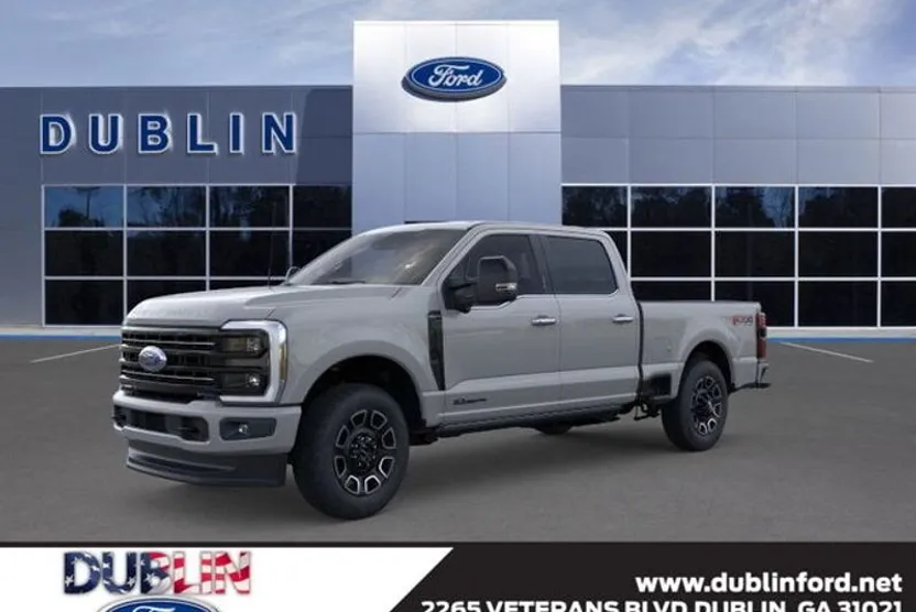 2026 Ford F-250 Platinum photo 1