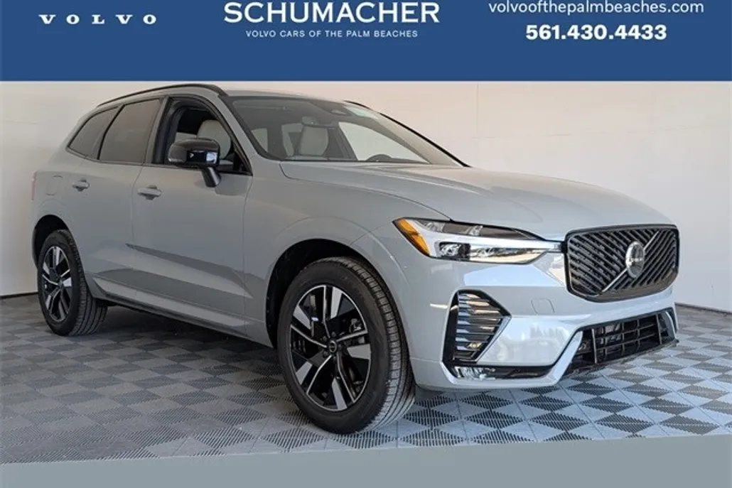 2026 Volvo XC60 B5 Core photo 1