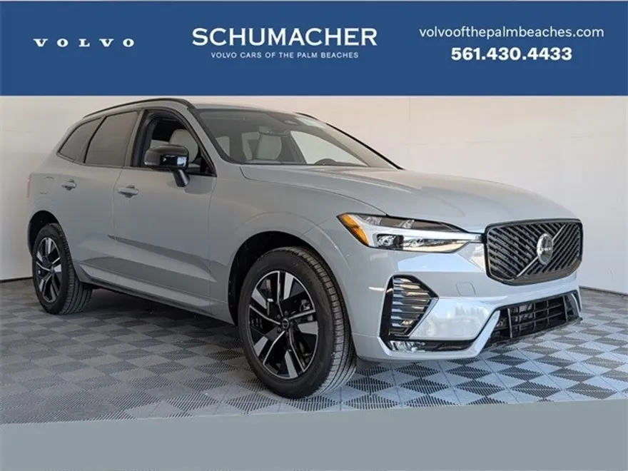 2026 Volvo XC60 B5 Core photo 1