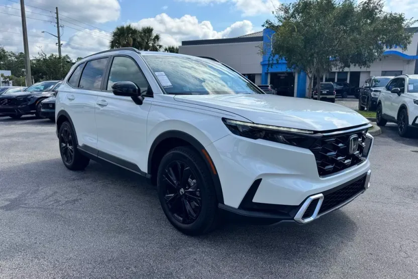 2026 Honda CR-V Hybrid Sport Touring photo 1