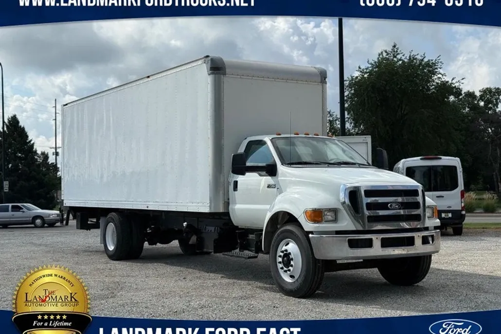 2015 Ford F-750 SuperCab XL photo 1