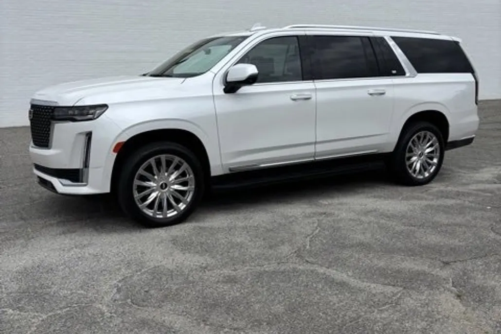 2024 Cadillac Escalade ESV Premium Luxury photo 1