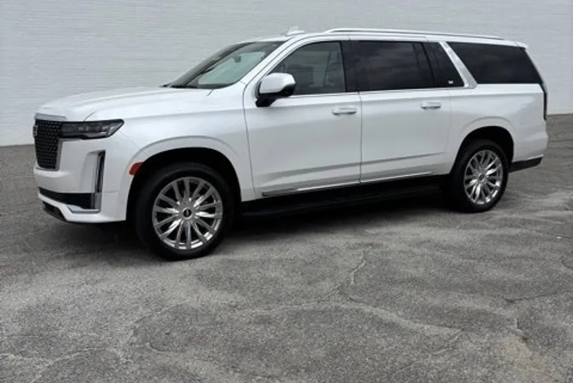 2024 Cadillac Escalade ESV Premium Luxury photo 1