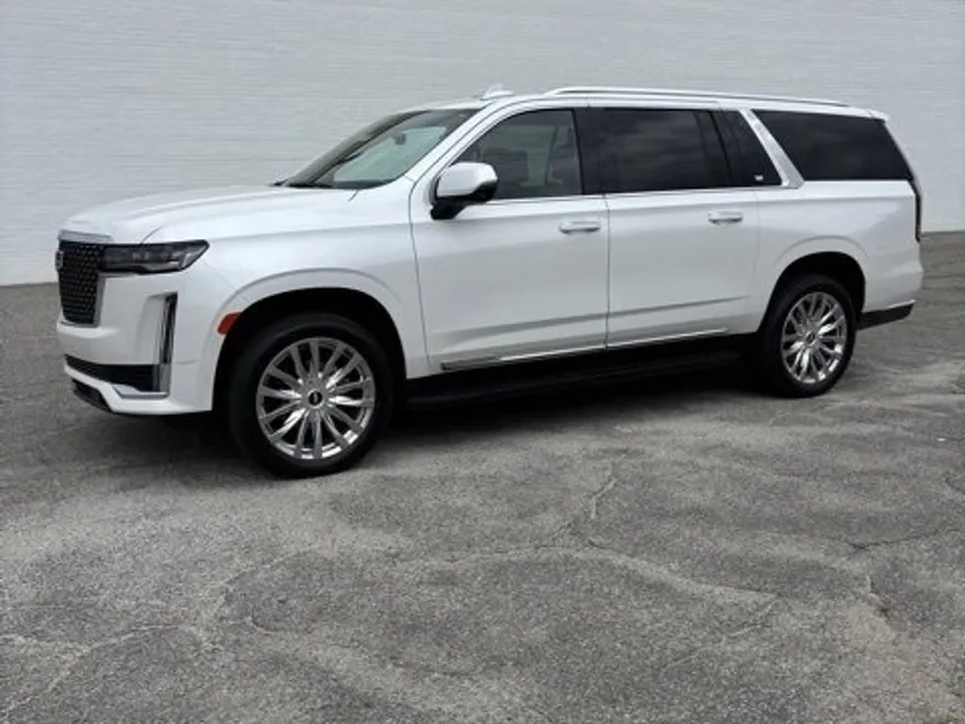 2024 Cadillac Escalade ESV Premium Luxury photo 1
