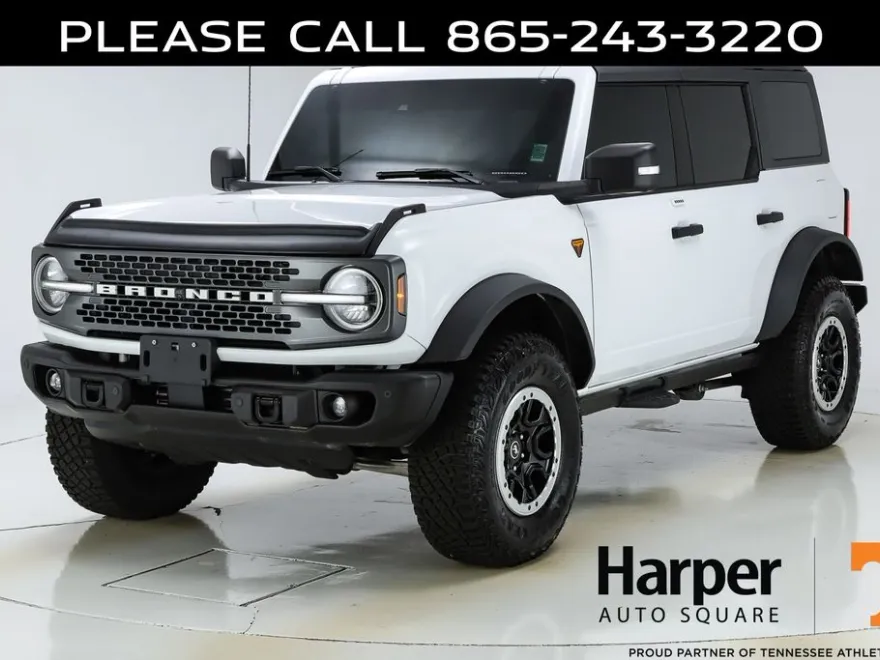 2022 Ford Bronco Badlands photo 1