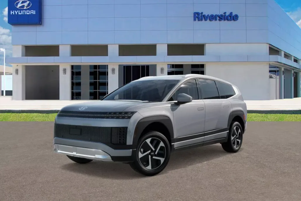 2026 Hyundai Ioniq SE photo 1