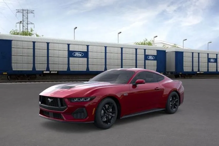2025 Ford Mustang GT photo 1