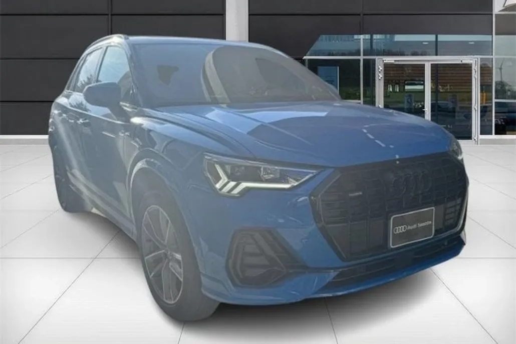 2022 Audi Q3 S line Premium Plus photo 1