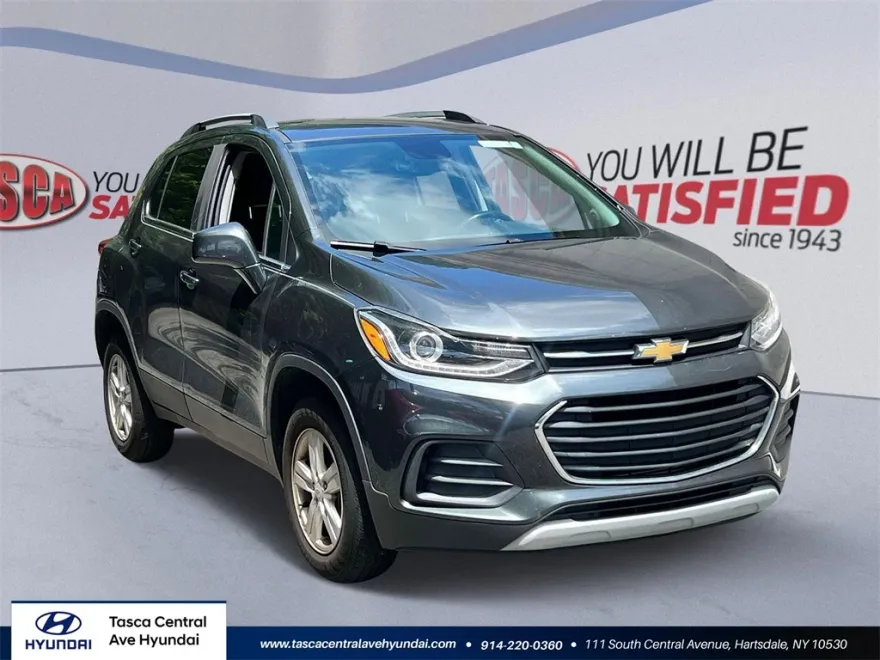 2017 Chevrolet Trax LT photo 1