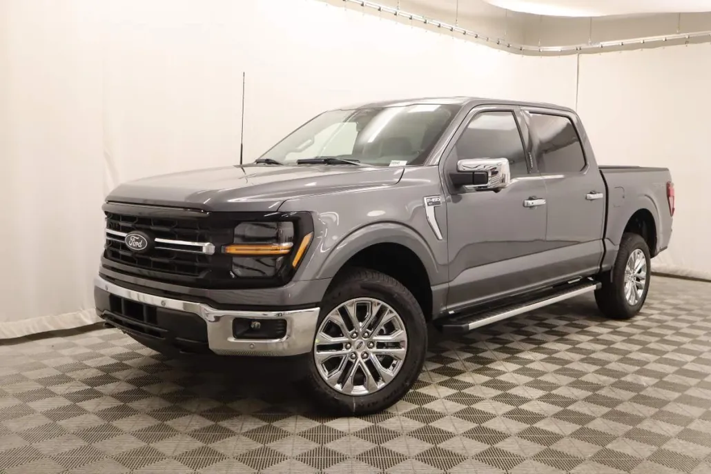 2024 Ford F-150 XLT photo 1