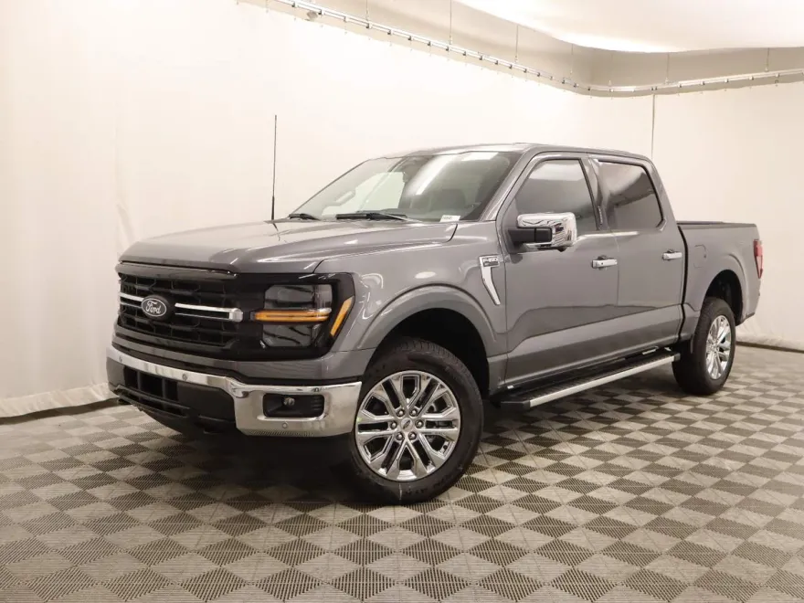 2024 Ford F-150 XLT photo 1