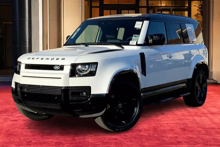 2025 Land Rover Defender 110 X-Dynamic SE photo 1