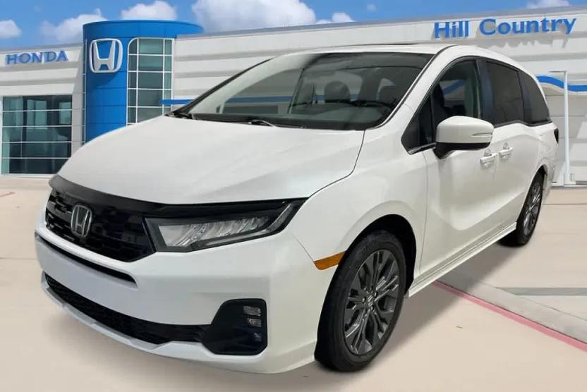 2026 Honda Odyssey Touring photo 1