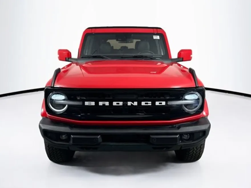 2021 Ford Bronco Outer Banks photo 1