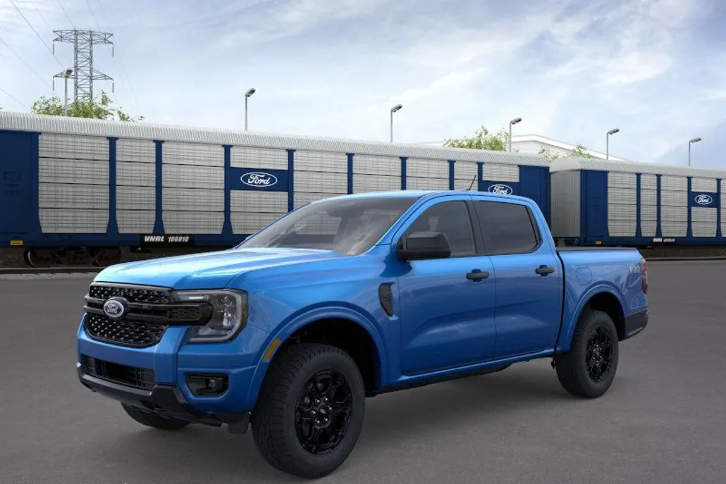 2025 Ford Ranger XLT photo 1