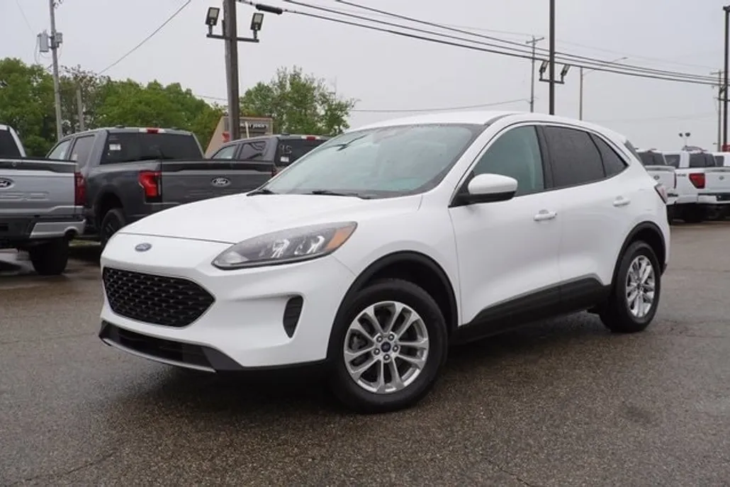 2020 Ford Escape SE photo 1