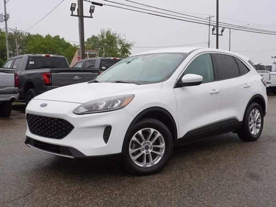 2020 Ford Escape SE photo 1