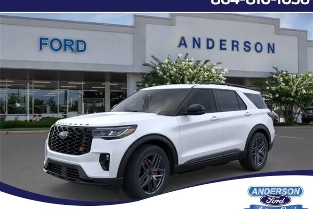 2025 Ford Explorer ST photo 1