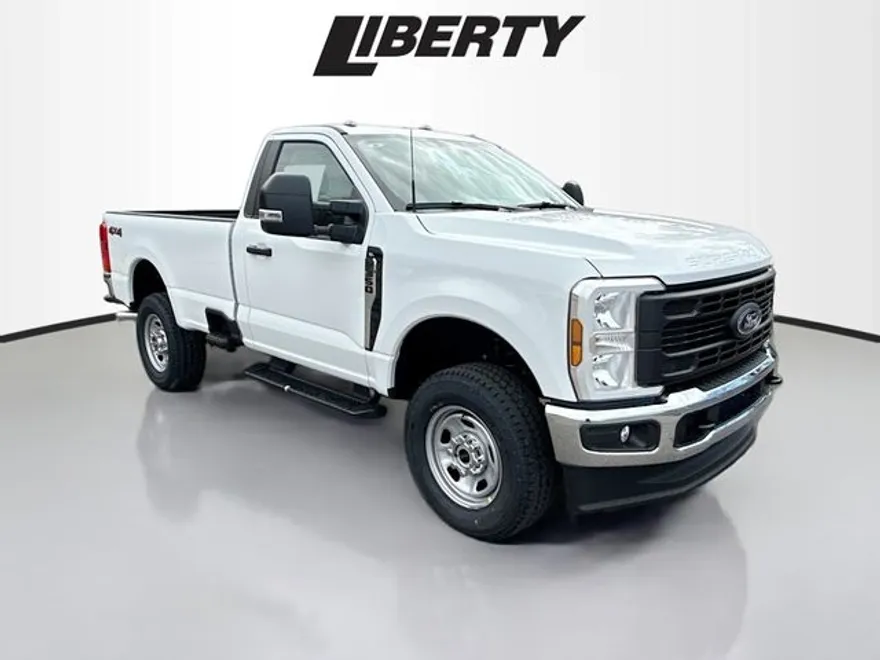 2025 Ford F-350 photo 1