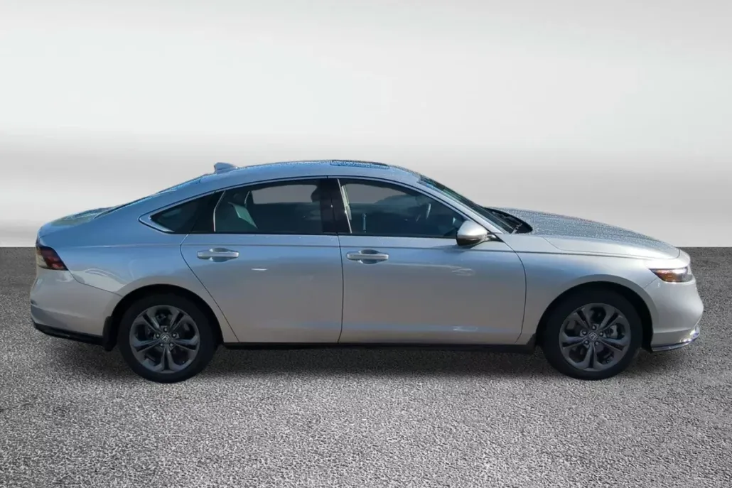 2024 Honda Accord Hybrid EX-L photo 1