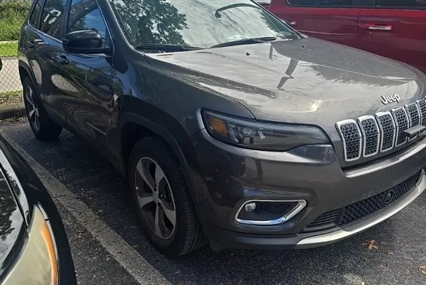 2022 Jeep Cherokee Limited photo 1