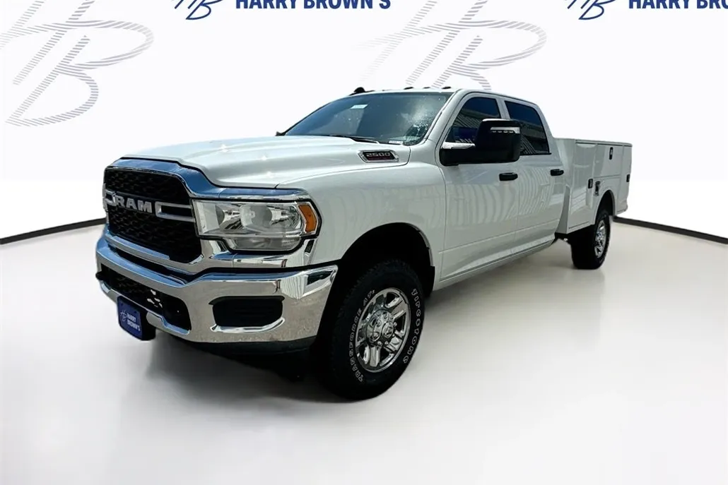 2024 Ram 2500 Tradesman photo 1