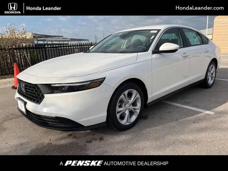 2025 Honda Accord LX photo 1
