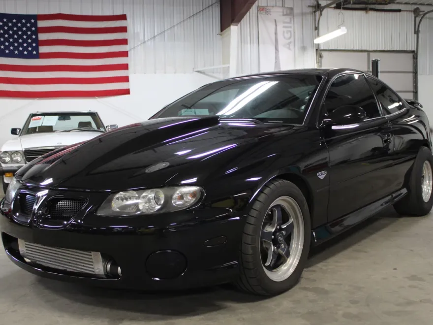 2005 Pontiac GTO photo 1