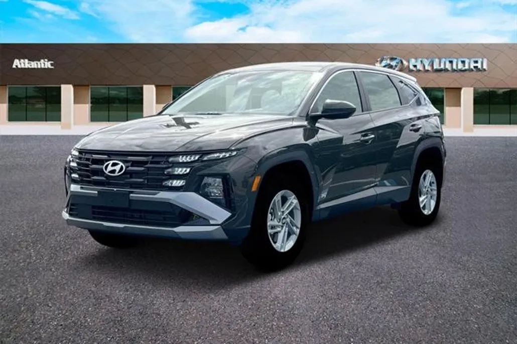 2025 Hyundai Tucson SE photo 1