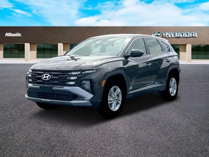 2025 Hyundai Tucson SE photo 1