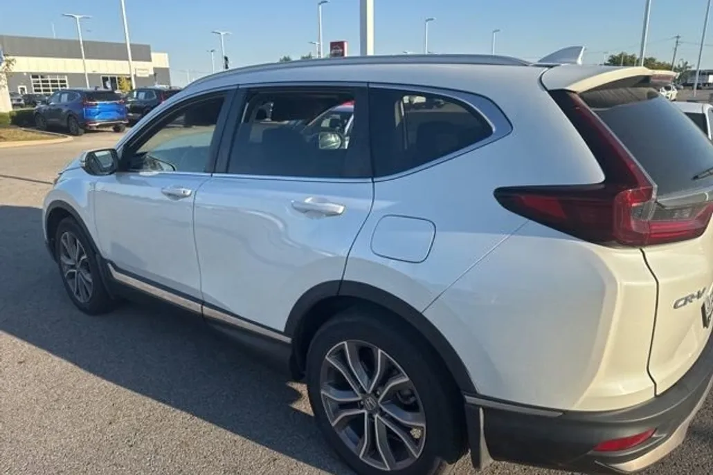 2022 Honda CR-V Touring photo 1