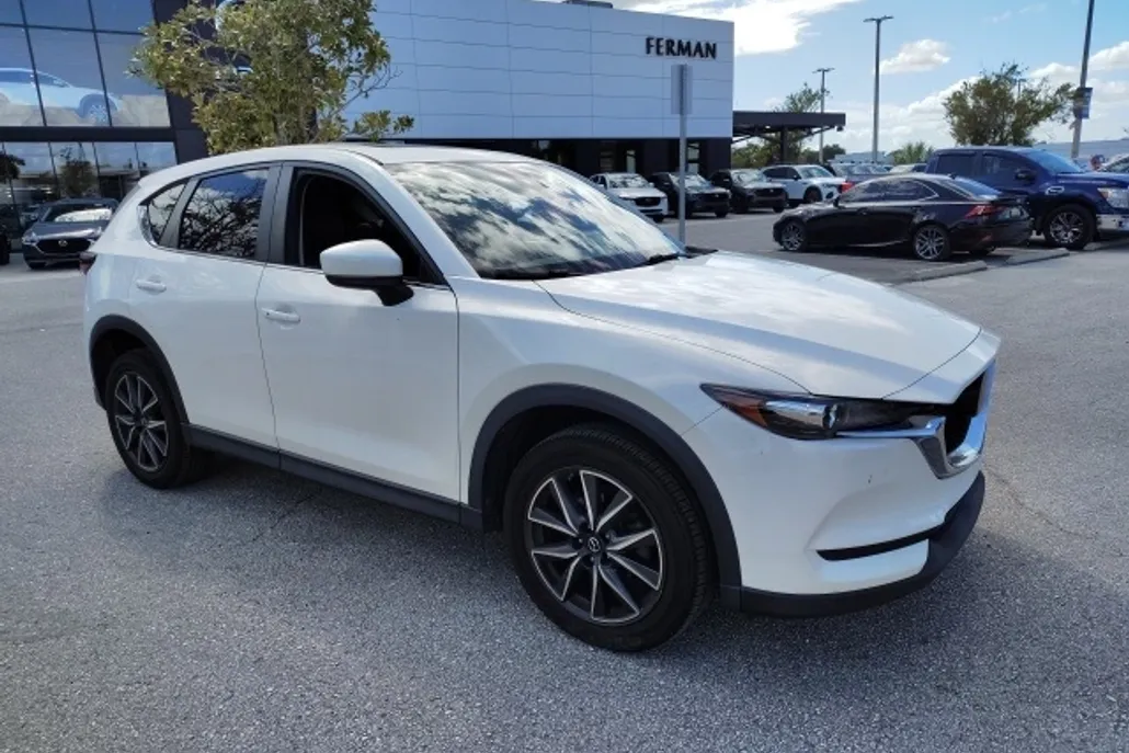 2018 Mazda CX-5 Touring photo 1