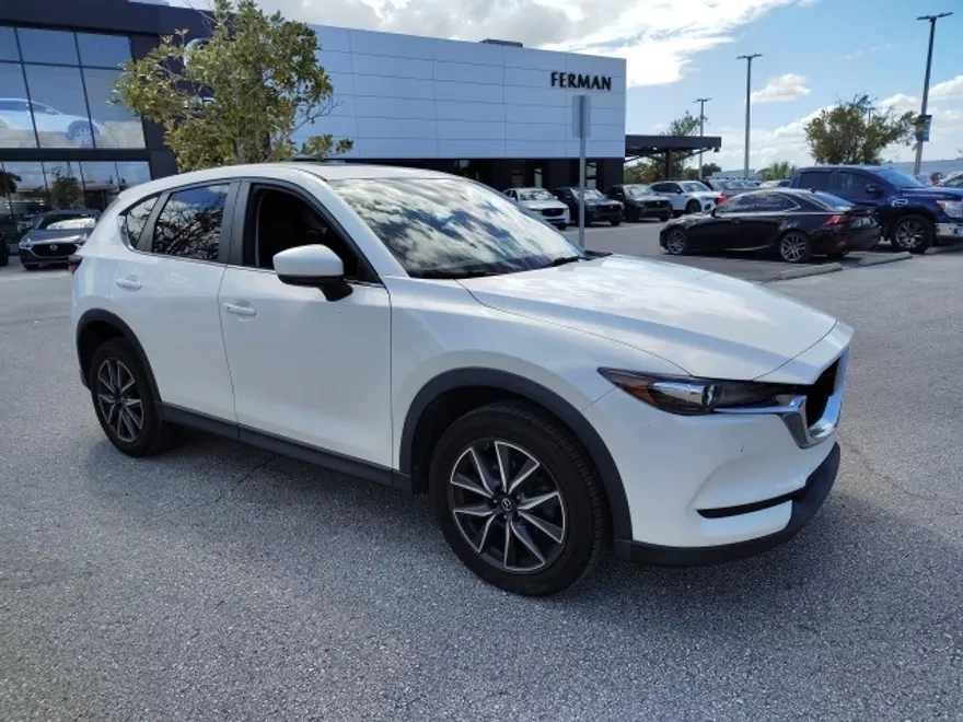 2018 Mazda CX-5 Touring photo 1