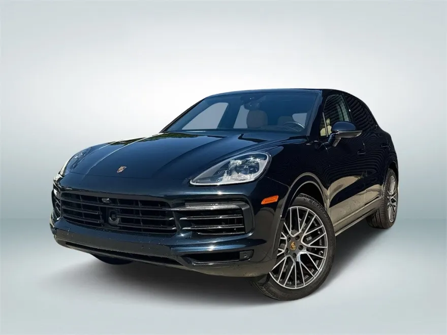 2021 Porsche Cayenne S photo 1