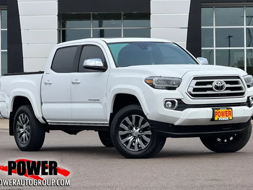 2020 Toyota Tacoma Limited V6 photo 1