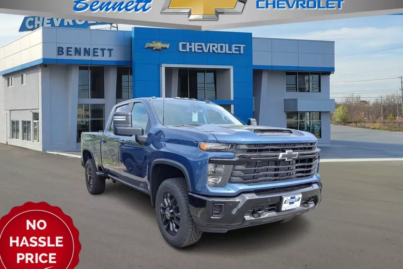 2026 Chevrolet Silverado 2500HD Custom photo 1