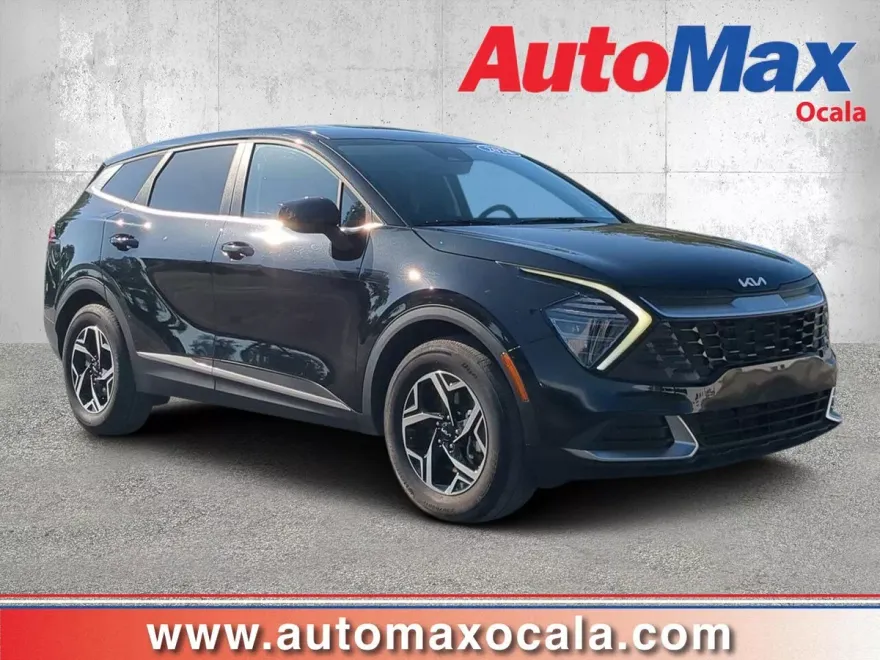2024 Kia Sportage LX photo 1