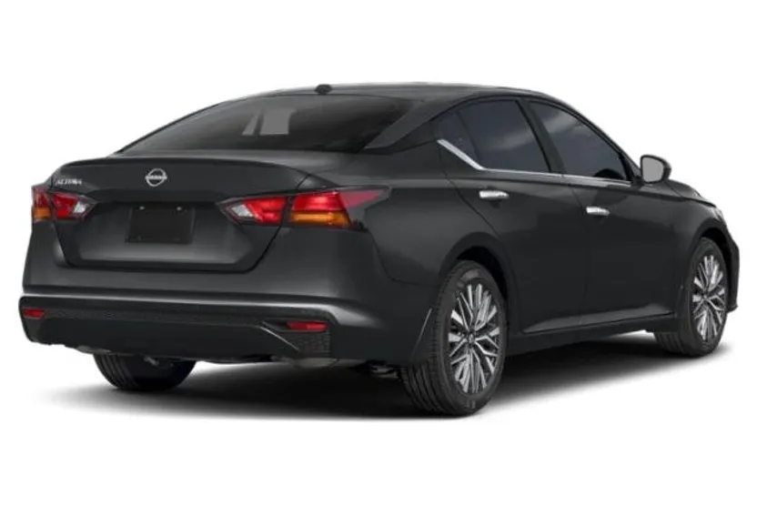 2025 Nissan Altima 2.5 SV photo 1