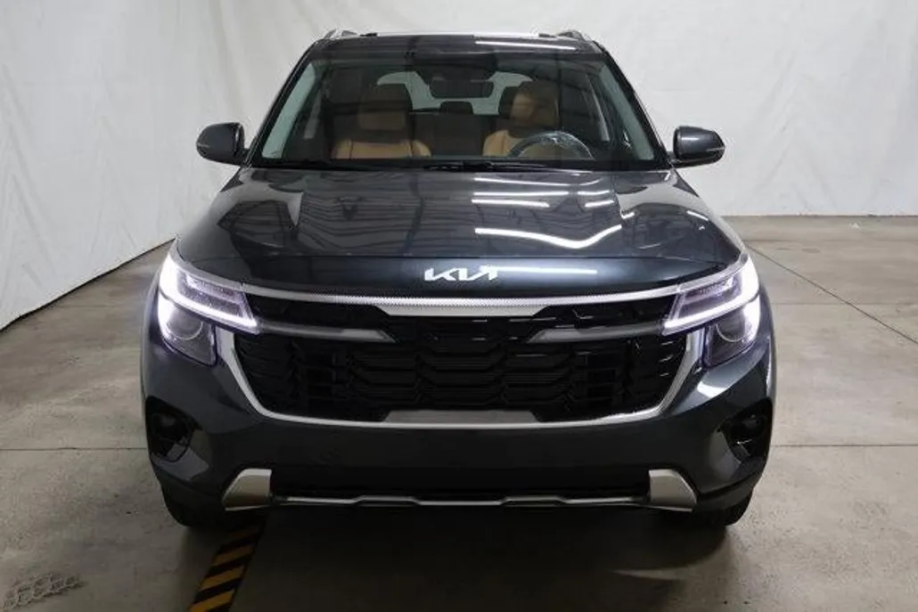 2026 Kia Seltos EX photo 1