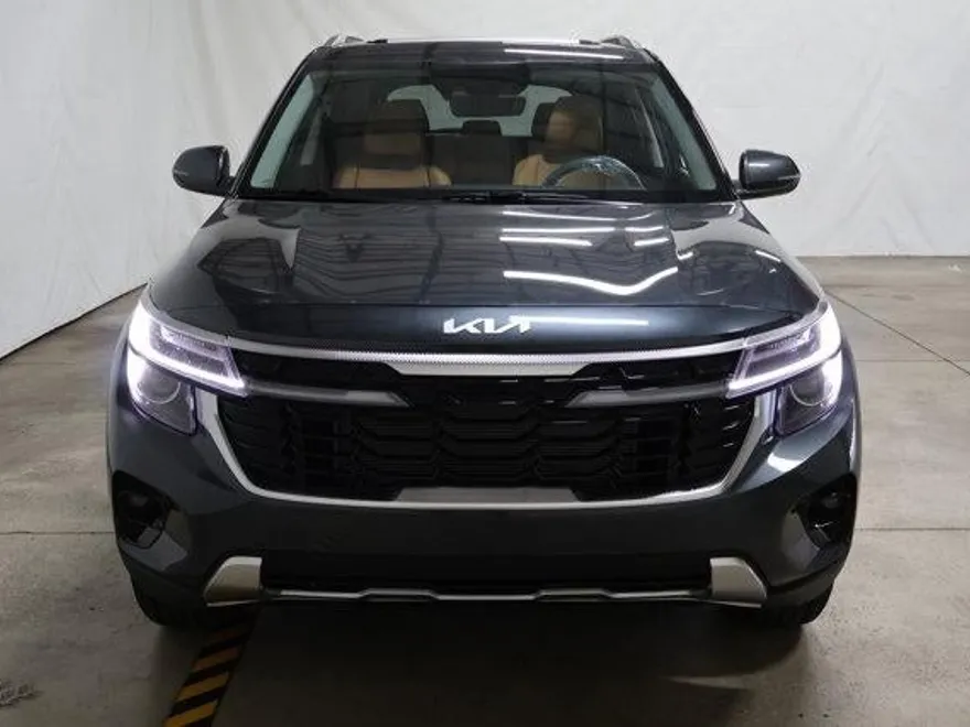 2026 Kia Seltos EX photo 1