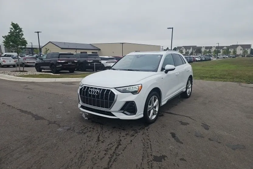 2020 Audi Q3 Premium S line photo 1