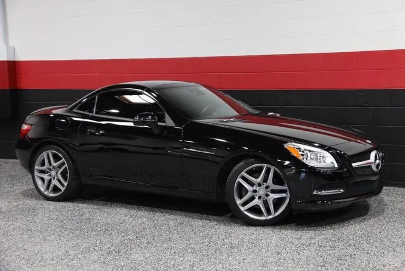 2016 Mercedes Benz SLK 300 photo 1
