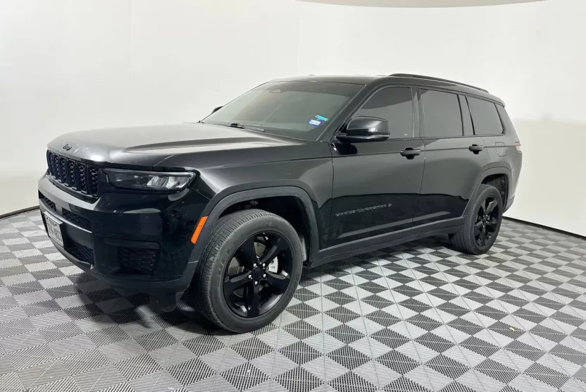2023 Jeep Grand Cherokee Altitude photo 1