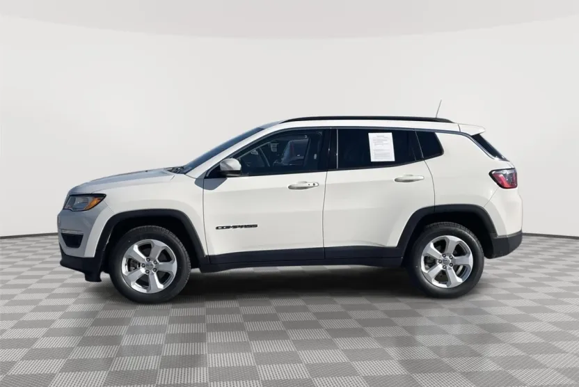 2018 Jeep Compass Latitude photo 1