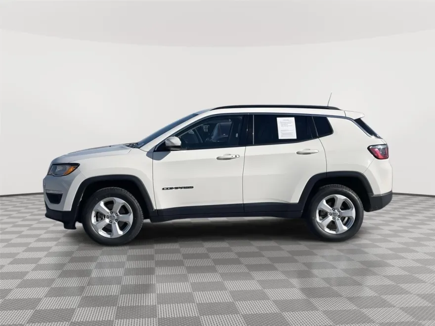 2018 Jeep Compass Latitude photo 1