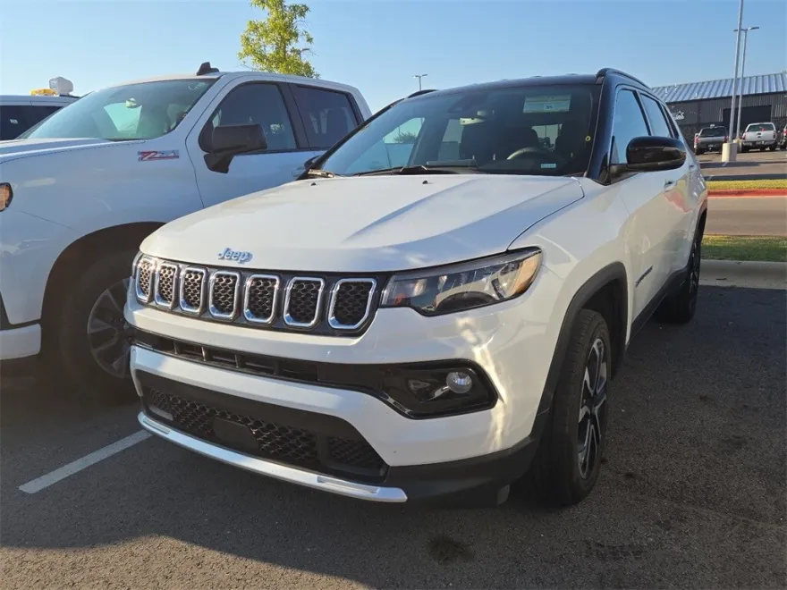 2023 Jeep Compass Limited photo 1