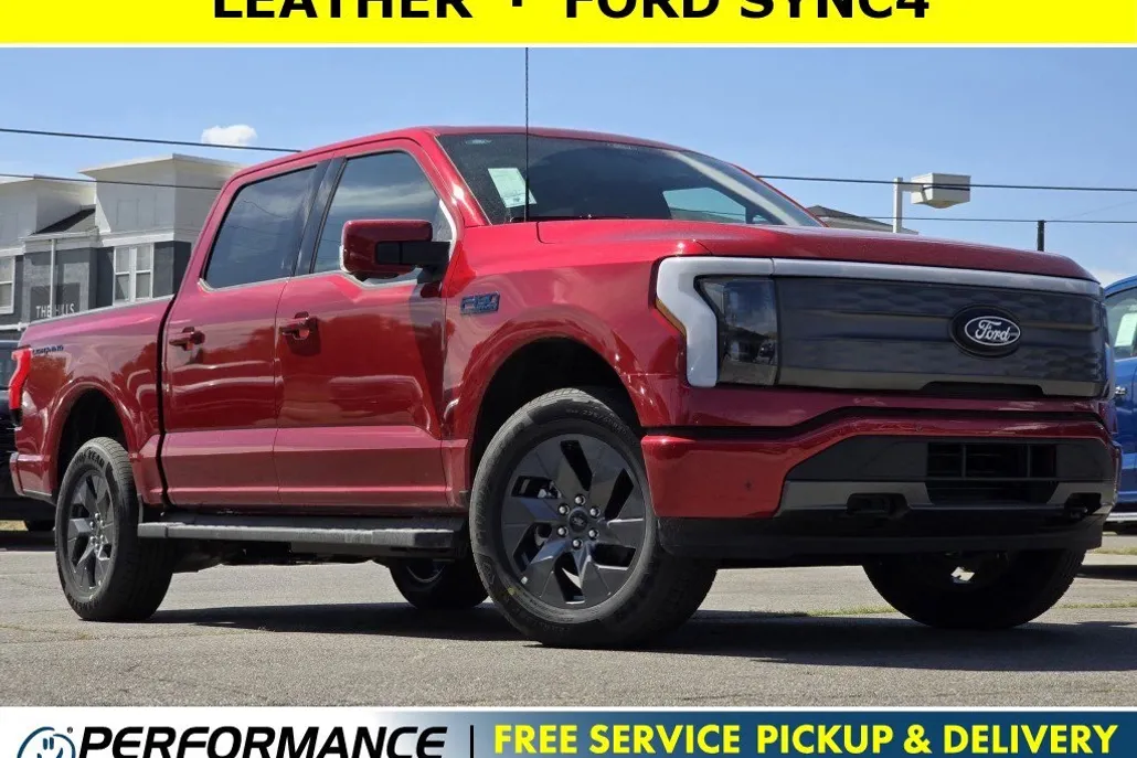 2025 Ford F-150 Lightning Lariat photo 1